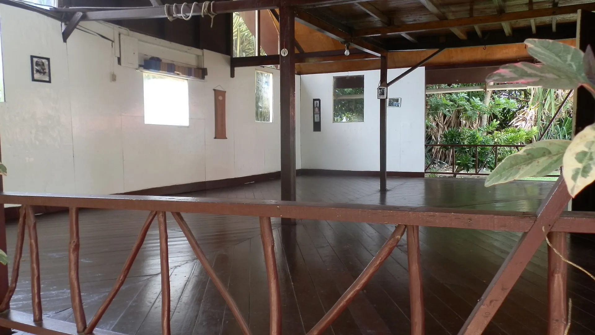 Cottages At Yoga Center 内格里尔
